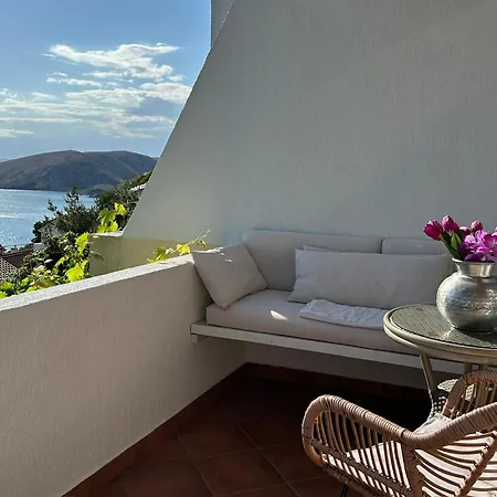 Sunshine Apartment Stara Baska