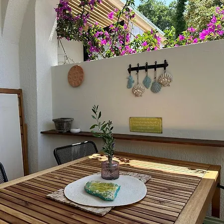 Sunshine Apartment *