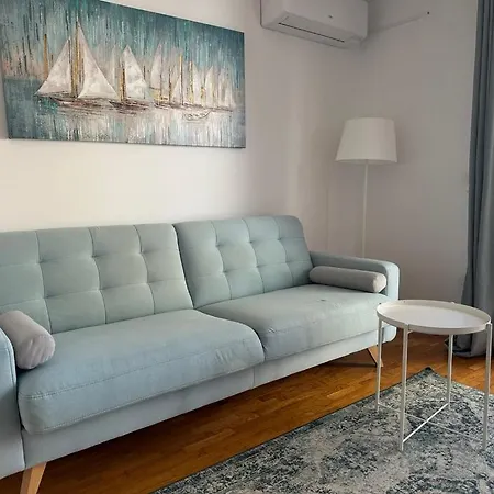 Sunshine Apartment *