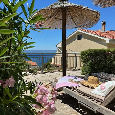 Sunshine Apartment Stara Baska